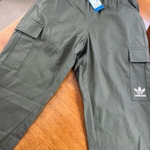 adidas Men's Olive Cargo Pants with Logo Pocket